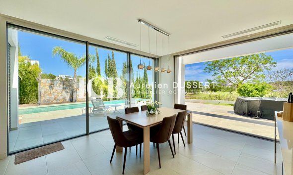 Revente - Villa -
Las Colinas Golf