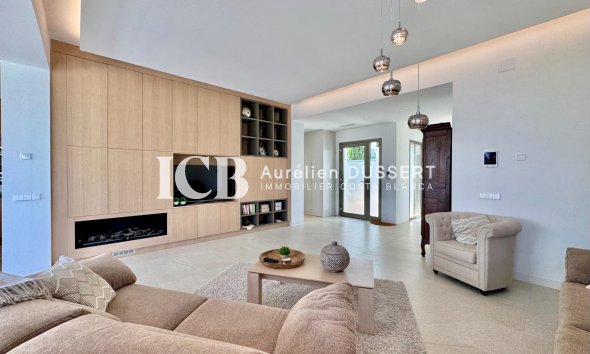 Revente - Villa -
Las Colinas Golf