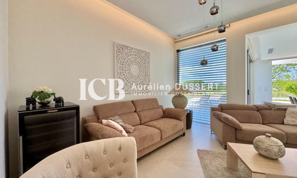 Revente - Villa -
Las Colinas Golf
