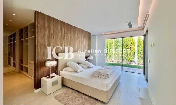 Revente - Villa -
Las Colinas Golf
