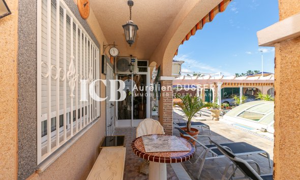 Revente - Maison individuelle -
Orihuela Costa - La Zenia