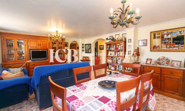 Revente - Maison individuelle -
Orihuela Costa - La Zenia