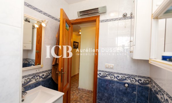 Revente - Maison individuelle -
Orihuela Costa - La Zenia