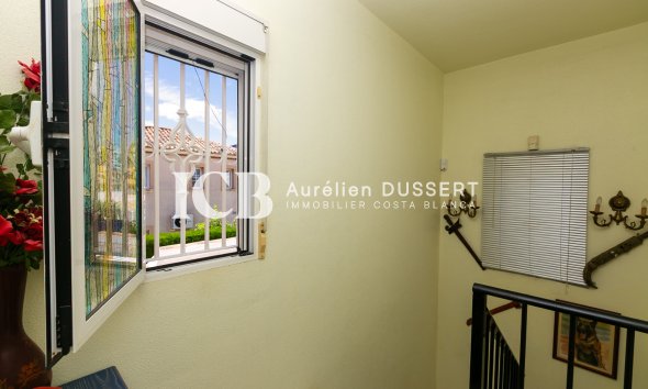 Revente - Maison individuelle -
Orihuela Costa - La Zenia