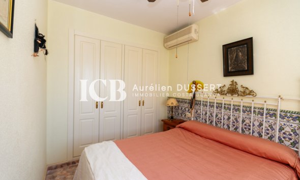 Revente - Maison individuelle -
Orihuela Costa - La Zenia