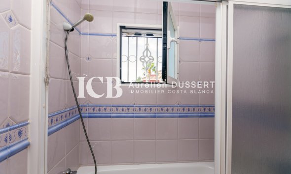 Revente - Maison individuelle -
Orihuela Costa - La Zenia
