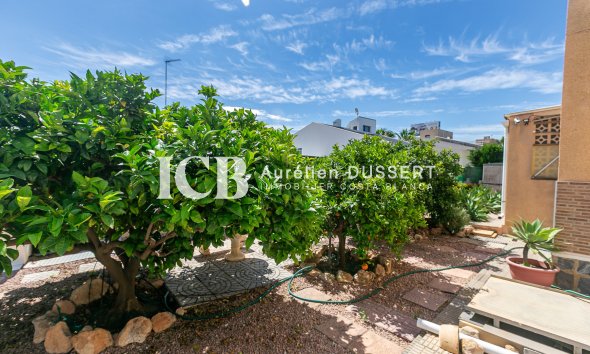 Revente - Maison individuelle -
Orihuela Costa - La Zenia