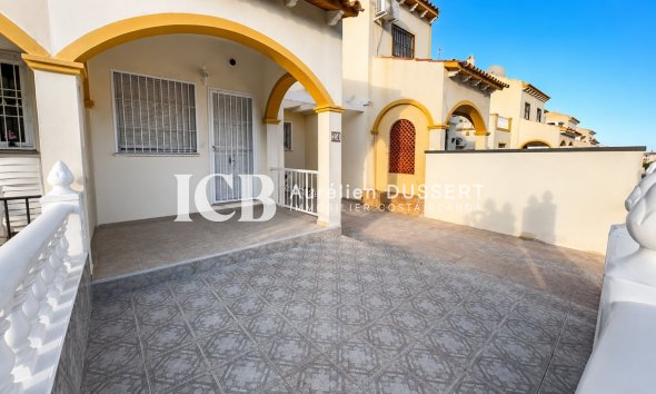 Revente - Maison mitoyenne -
Orihuela Costa - Los Almendros-La Florida