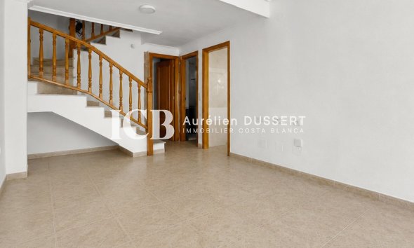 Revente - Maison mitoyenne -
Orihuela Costa - Los Almendros-La Florida