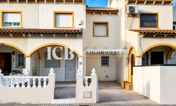 Revente - Maison mitoyenne -
Orihuela Costa - Los Almendros-La Florida