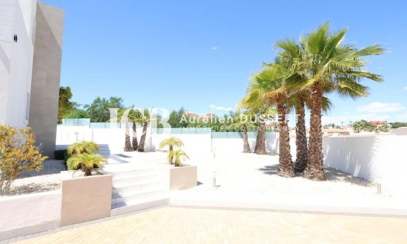 Revente - Villa -
Rojales - La Marquesa