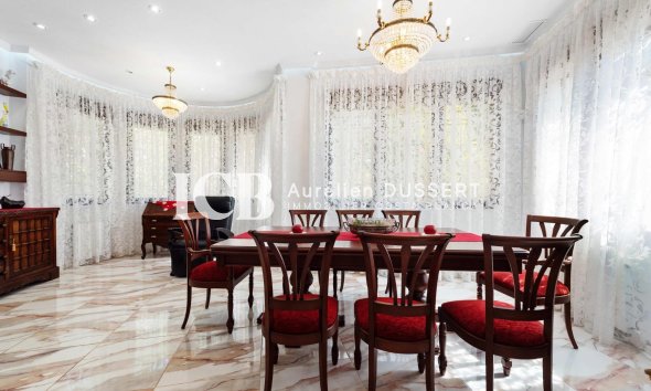 Revente - Villa -
Orihuela Costa - Campoamor