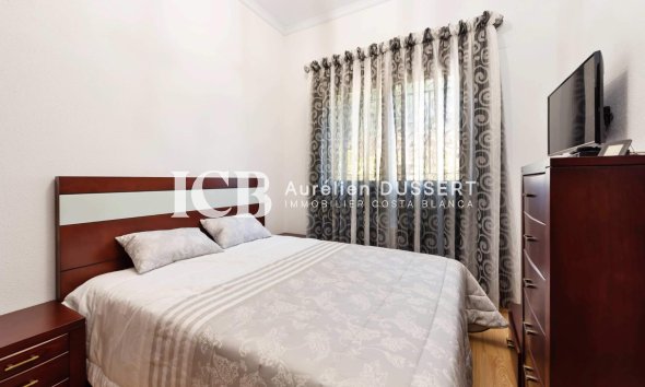 Revente - Villa -
Orihuela Costa - Campoamor