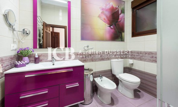 Revente - Villa -
Orihuela Costa - Campoamor