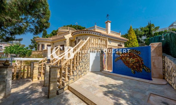 Revente - Villa -
Orihuela Costa - Campoamor