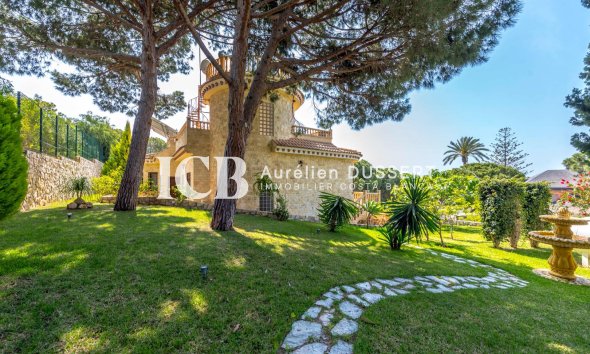 Revente - Villa -
Orihuela Costa - Campoamor