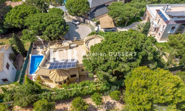 Revente - Villa -
Orihuela Costa - Campoamor