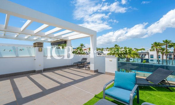 Revente - Appartement -
Orihuela Costa - La Zenia