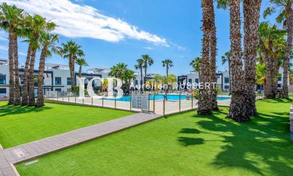 Revente - Appartement -
Orihuela Costa - La Zenia