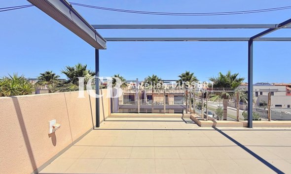 Reventa - Apartamento / piso -
Mil Palmeras