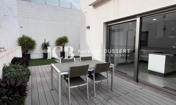 Revente - Maison individuelle -
Orihuela Costa - Villamartín