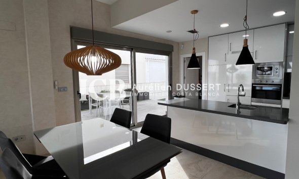 Revente - Maison individuelle -
Orihuela Costa - Villamartín