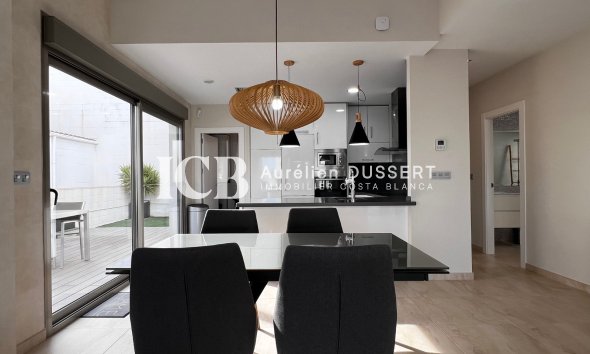 Revente - Maison individuelle -
Orihuela Costa - Villamartín