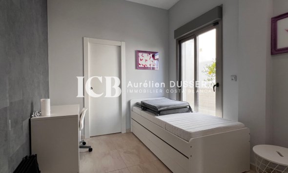 Revente - Maison individuelle -
Orihuela Costa - Villamartín