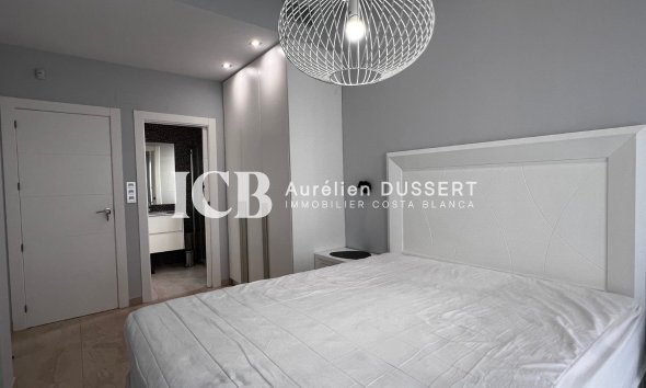 Revente - Maison individuelle -
Orihuela Costa - Villamartín