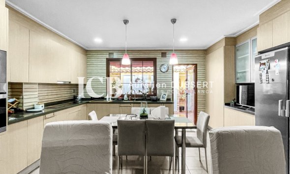 Revente - Maison mitoyenne -
Los Altos - Torrevieja