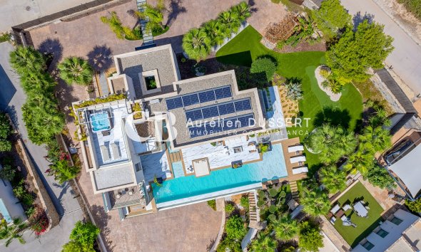 Resale - Villa -
Las Colinas Golf