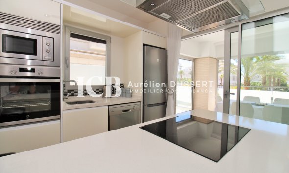 Revente - Appartement -
Orihuela Costa - Los Dolses