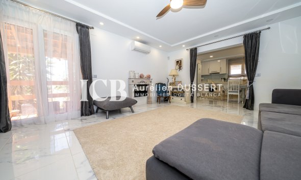 Resale - Detached house -
Pinar de Campoverde