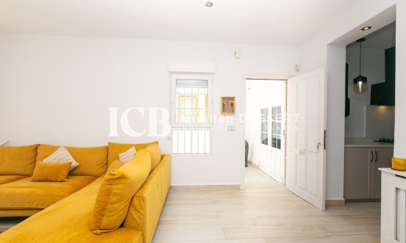 Revente - Maison individuelle -
Orihuela Costa - Los Dolses