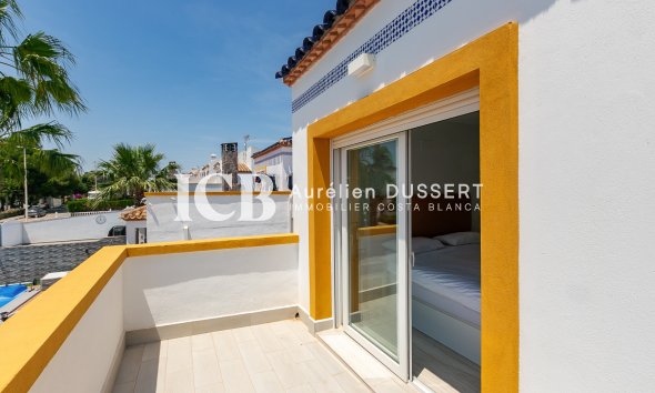 Revente - Maison individuelle -
Orihuela Costa - Los Dolses
