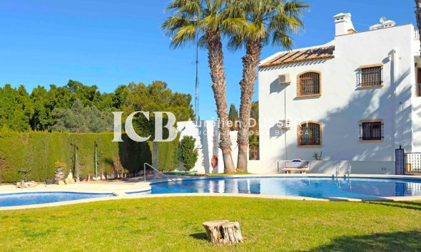 Revente - Appartement -
Orihuela Costa - Villamartín