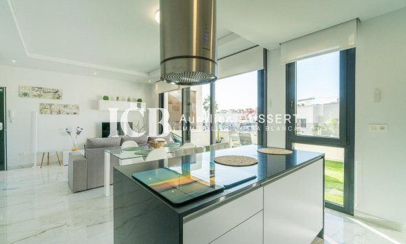 Revente - Appartement -
Orihuela Costa - Villamartín