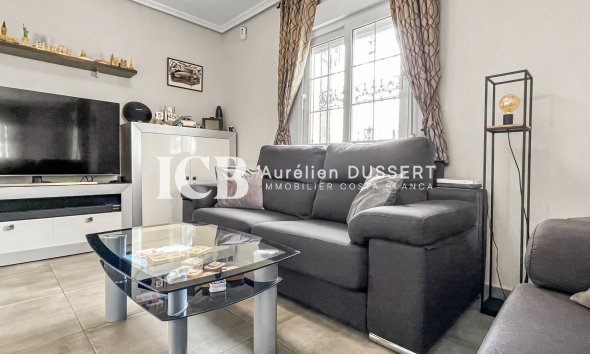 Revente - Maison individuelle -
Orihuela Costa - Los Dolses