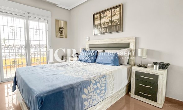 Revente - Maison individuelle -
Orihuela Costa - Los Dolses