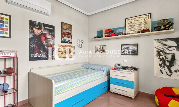 Revente - Maison individuelle -
Orihuela Costa - Los Dolses
