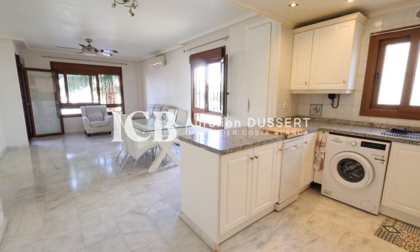 Revente - Appartement -
Orihuela Costa - PAU 8