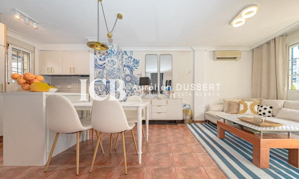 Reventa - Adosado -
Orihuela Costa - Playa Flamenca