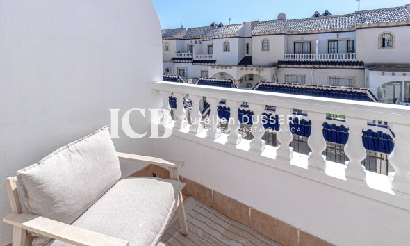 Reventa - Adosado -
Orihuela Costa - Playa Flamenca