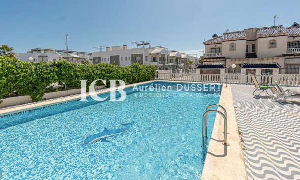 Reventa - Adosado -
Orihuela Costa - Playa Flamenca