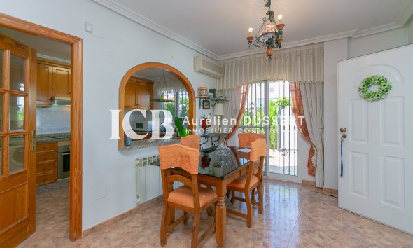Revente - Maison mitoyenne -
Orihuela Costa - La Zenia