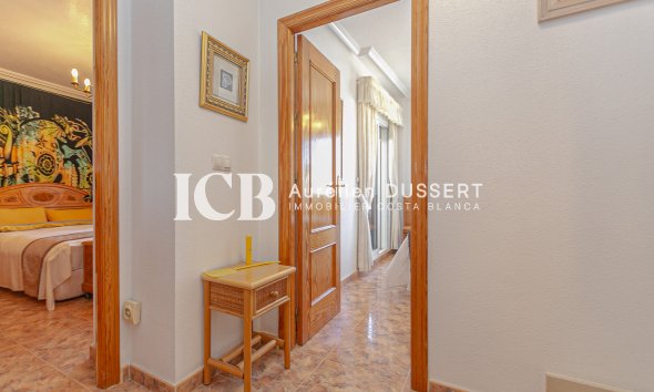 Revente - Maison mitoyenne -
Orihuela Costa - La Zenia