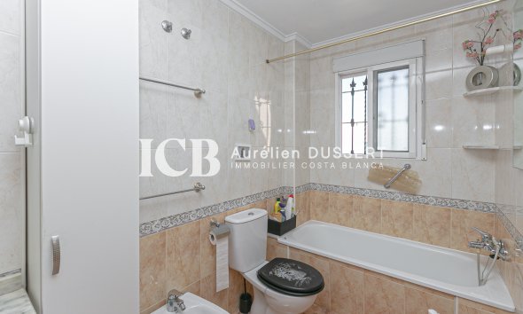 Revente - Maison mitoyenne -
Orihuela Costa - La Zenia