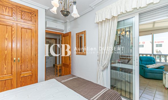Revente - Maison mitoyenne -
Orihuela Costa - La Zenia