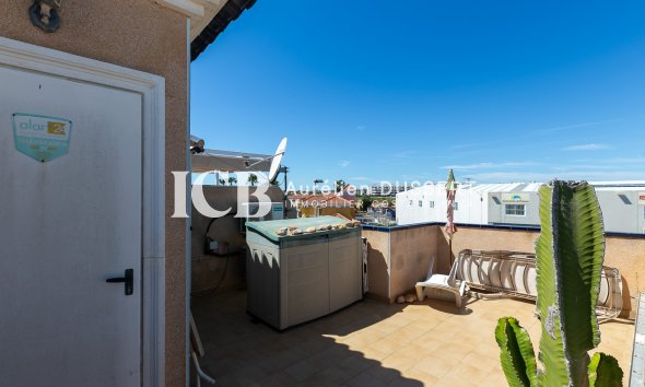 Revente - Maison mitoyenne -
Orihuela Costa - La Zenia