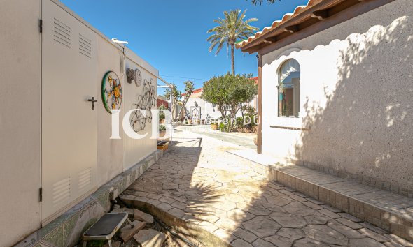 Revente - Maison mitoyenne -
Los Balcones - Torrevieja